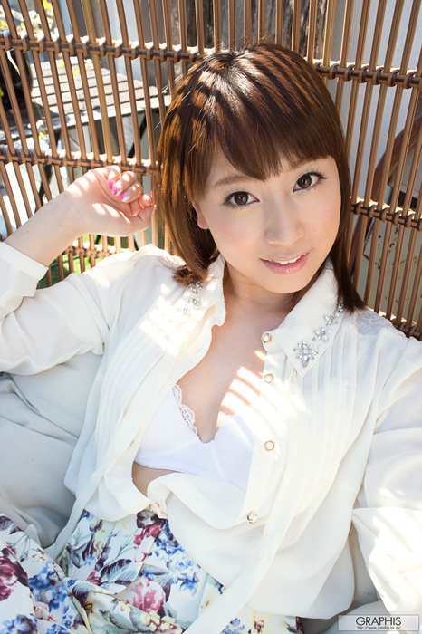 Graphis套图ID1049 2014-11-07 [Graphis Gals] Minami Hatsukawa - [Ordinary World]