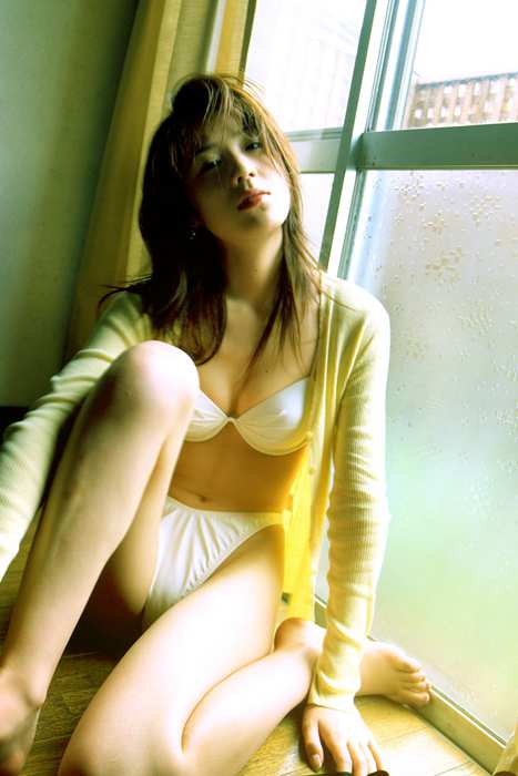 性感比基尼丰乳美