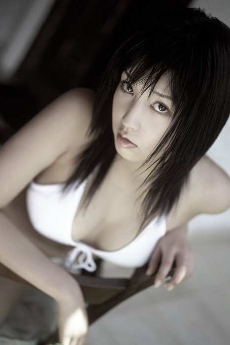乳房很丰满的风情