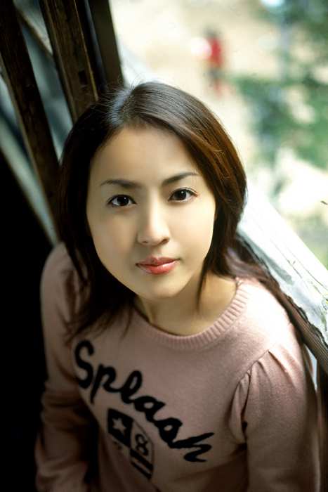 性感的红唇围巾美