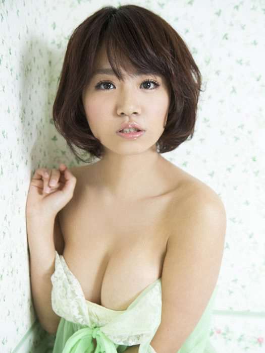 短发丰乳美女[sa