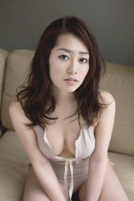 貌美如花的丰乳少