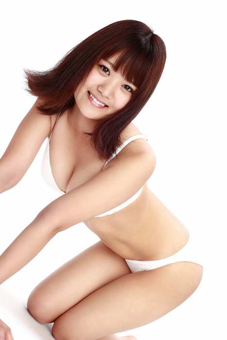 性感白色内衣美少